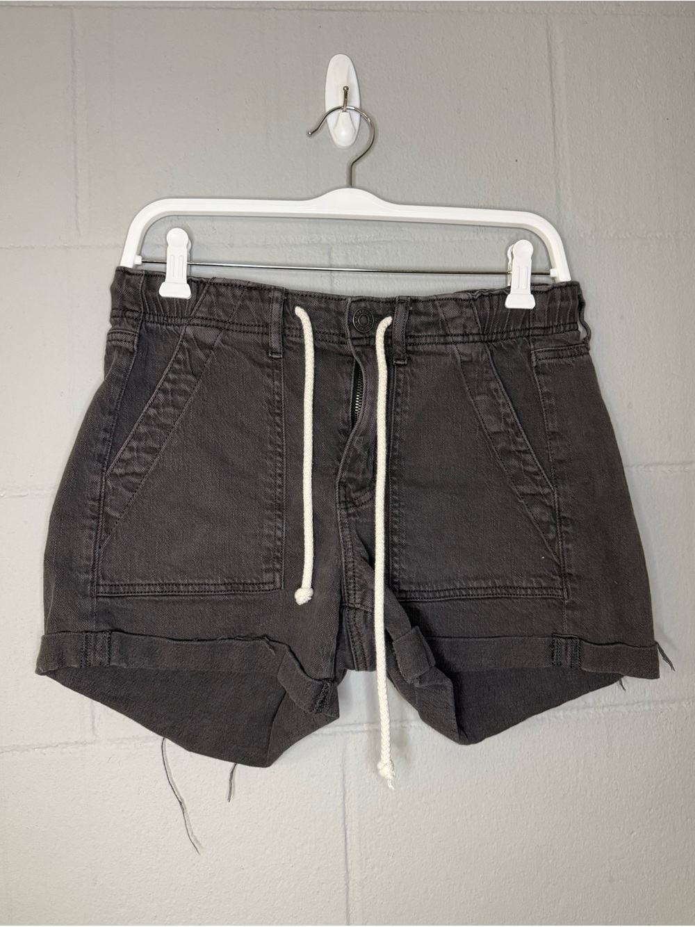 American Eagle Charcoal Gray Drawstring Denim Shorts Women’s Size 4 Cotton